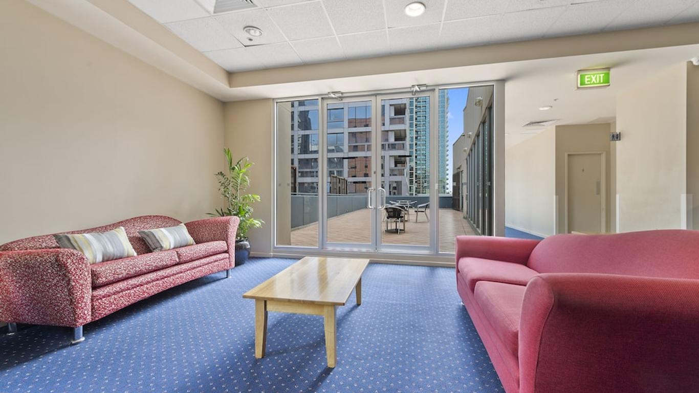 YEHS Hotel Melbourne CBD