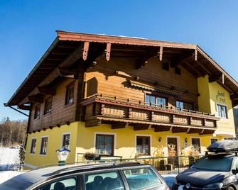 Hotel Dax by Alpeffect Hotels - Lofer - Building