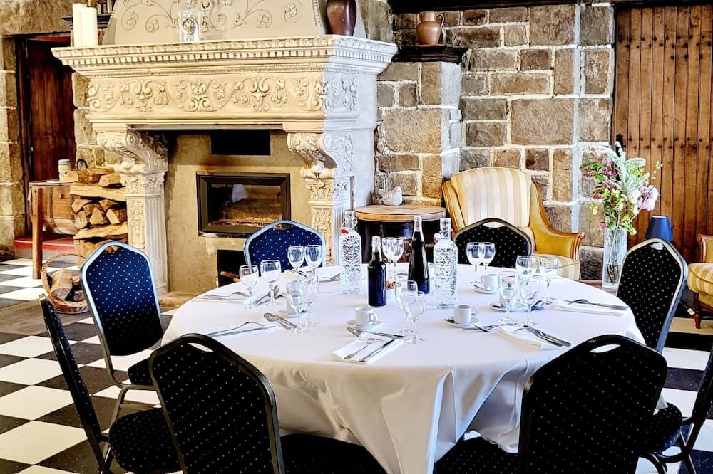 Logis Hôtel De France- Restaurant Grill - Domfront-en-Poiraie - Restaurant