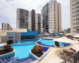 هوتل أتريوم تيرماس - أوفيتشيال - كالداس نوفاس - حوض السباحة