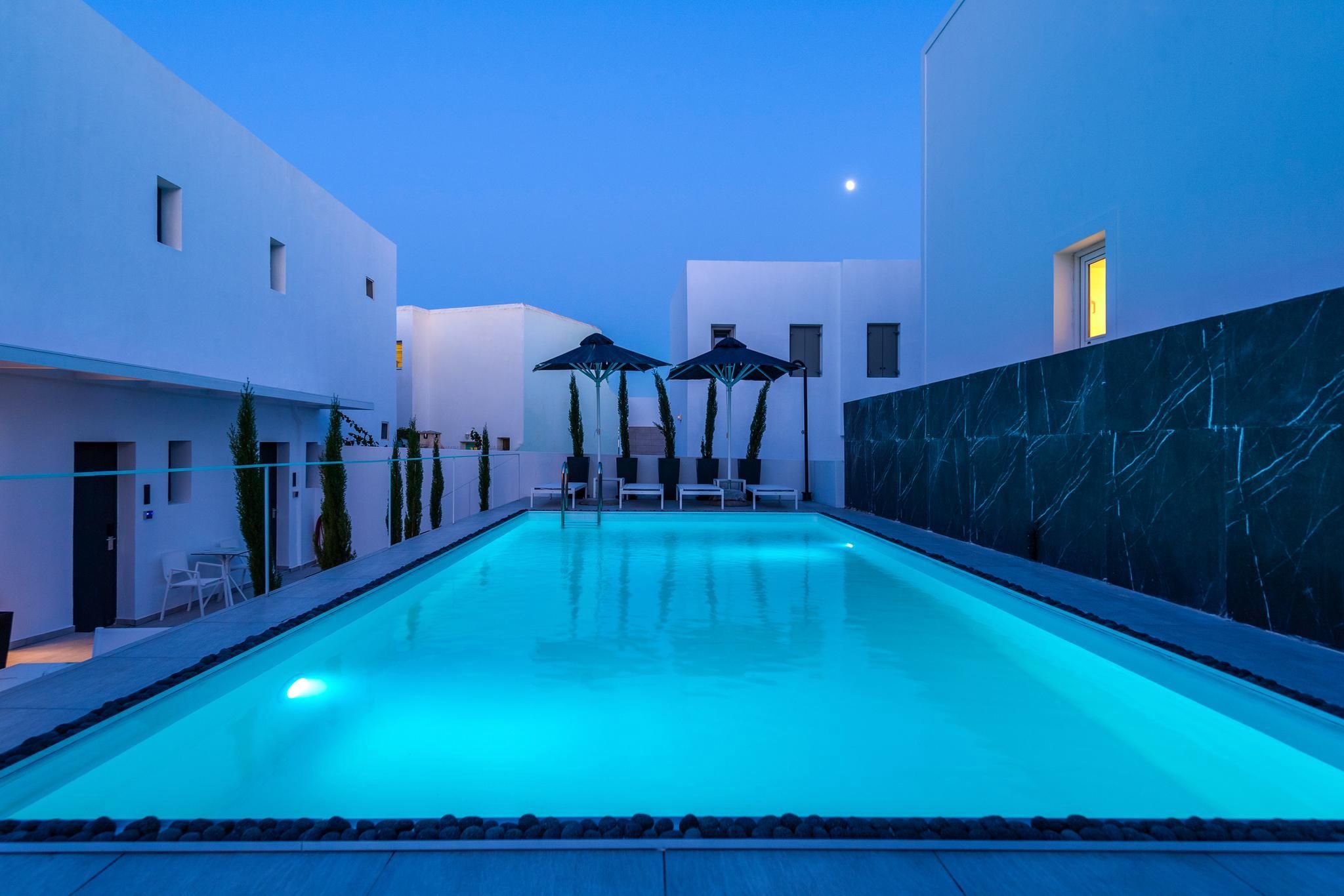 Central Boutique Hotel by naoussa hills adults only - Naousa - Bazén