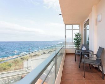 Fully equipped ample holiday apartment with terrace & garden - Puerto de la Cruz - Balkon