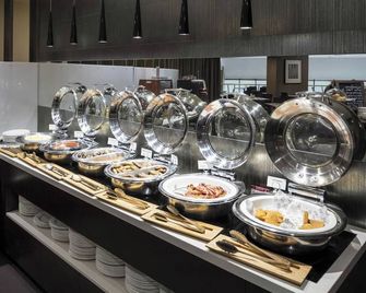 Standard Twin Room Cbd Townsville - Townsville - Buffet