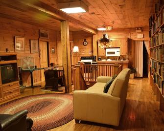 The Lake House Lodge - Richfield Springs - Sala de estar