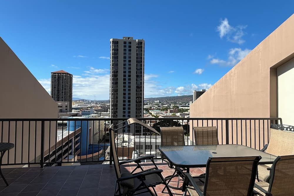 Downtown 2br Huge Patio Free Parking Wifi - Honolulu - Balkon