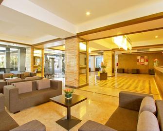 Prideinn Azure Hotel Nairobi Westlands - Nairobi - Lobby