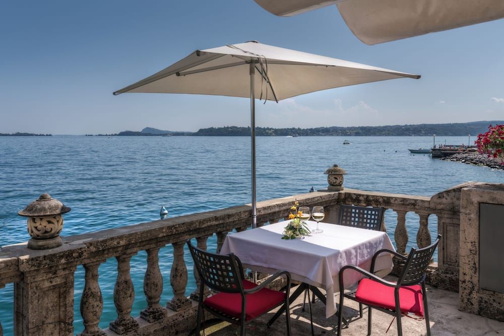 Hotel Villa Capri - גארדונה ריביירה - מרפסת