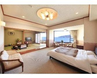 鳩屋陽光日式旅館 - 伊東市 - 臥室