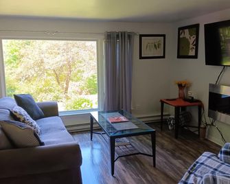 Retreat of falling waters - Naples - Salon