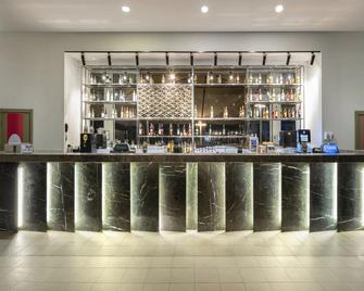 Ramada Plaza by Wyndham Shaowu - Nanping - Bar