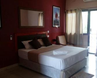 Starscape Hotel - Ndola - Schlafzimmer