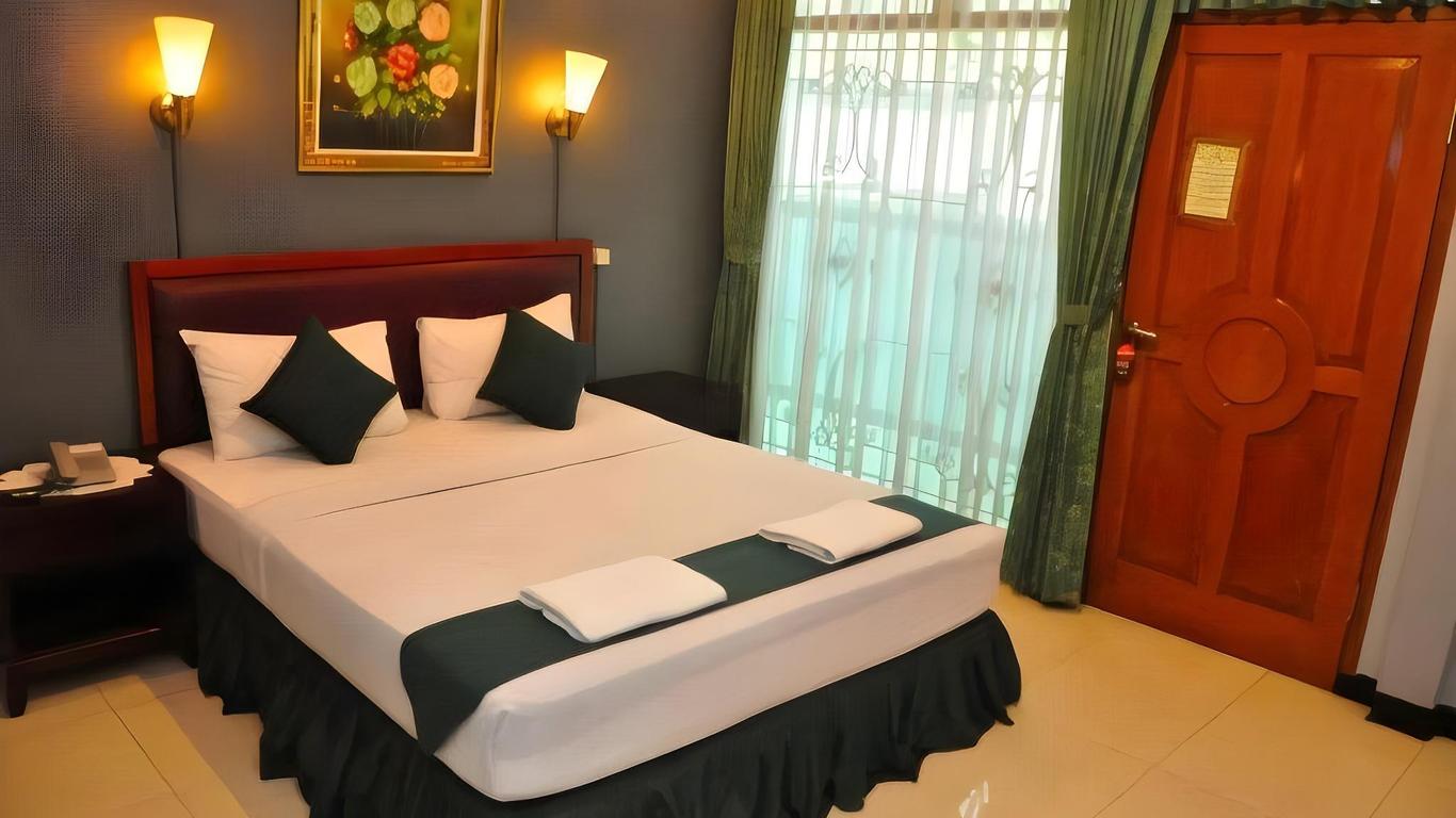 Hotel Benua