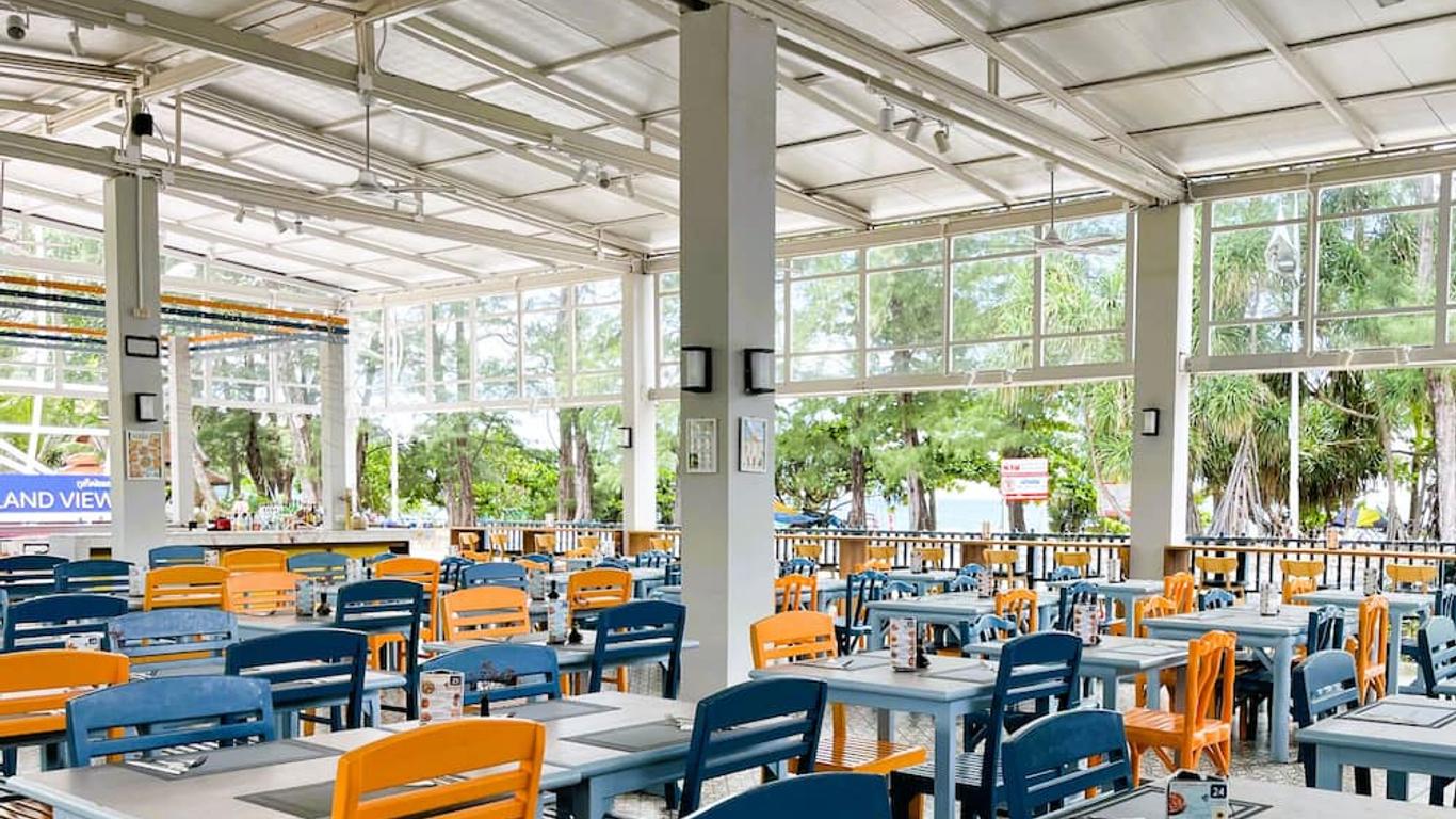 Phuket Island View Hotel (SHA Plus+)