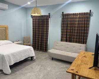 3-bedroom house with great ocean and mountains views in La Ribera with AC, WiFi - La Ribera - Habitación