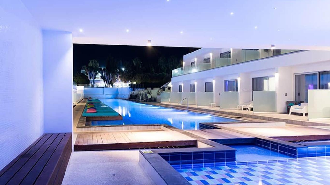 โรงแรมเฟดราเนีย การ์เด้นส์