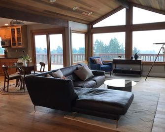 Wine country with views - Newberg - Sala de estar