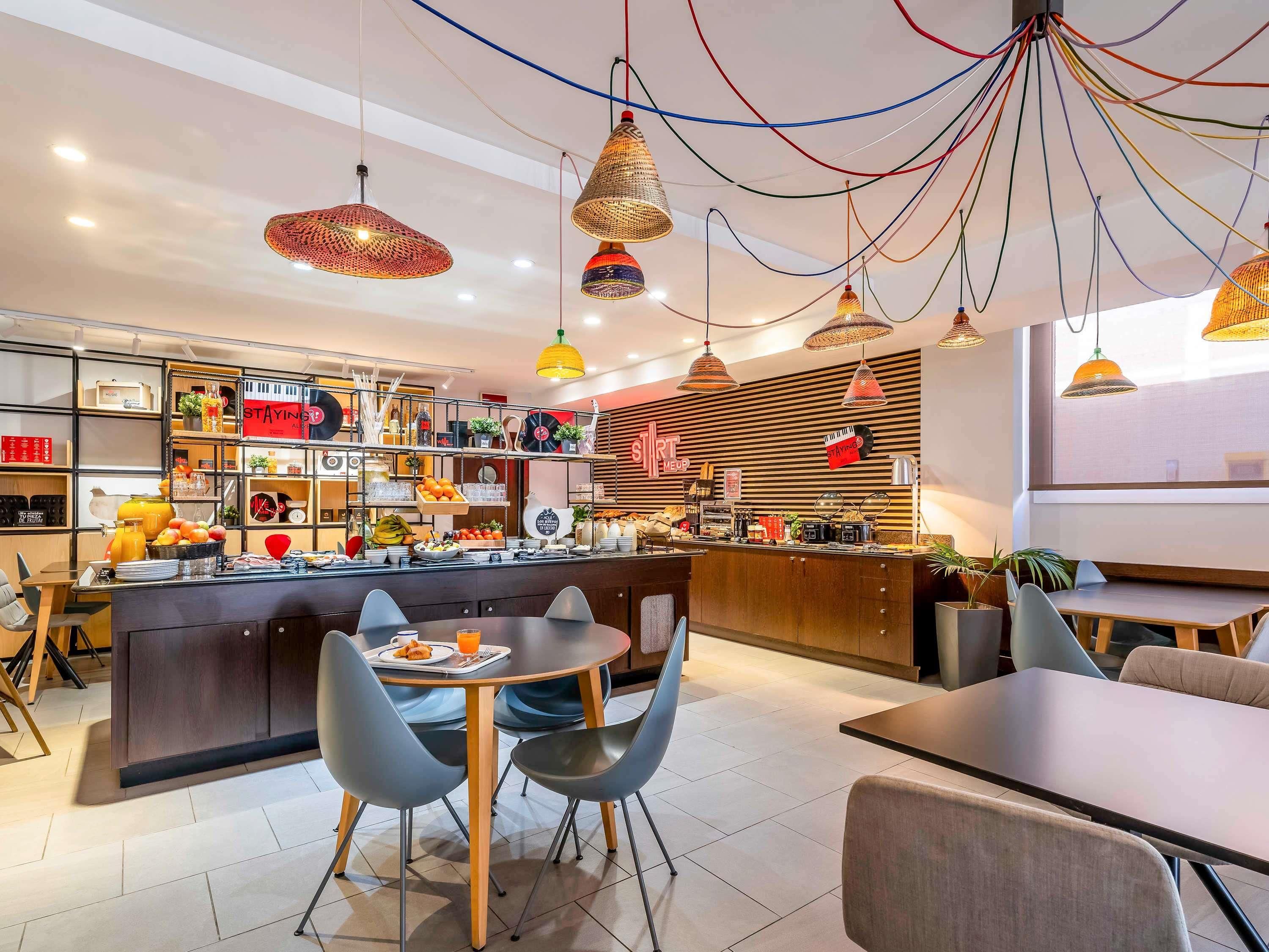 ibis Madrid Calle Alcalá - מדריד - בר