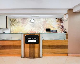 OYO 10765 Hotel Tanish - Margao - Recepción