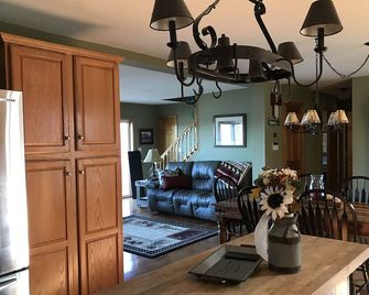 Winterfell-Nh Best Of Nh Gorgeous Lake & Mountain Views, Never Pp Adds - Pittsburg - Comedor