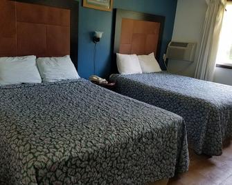 Tarragon Motel - Marinette - Bedroom