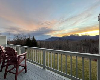 Amazing Views, Peaceful Surroundings, Yet Minutes From All The Fun. 3/2 - Intervale - Balcony