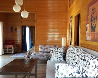 Sunset Boutique Hotel & Apartments - צ'יראלי - סלון