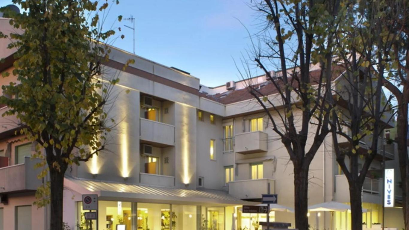Hotel Nives