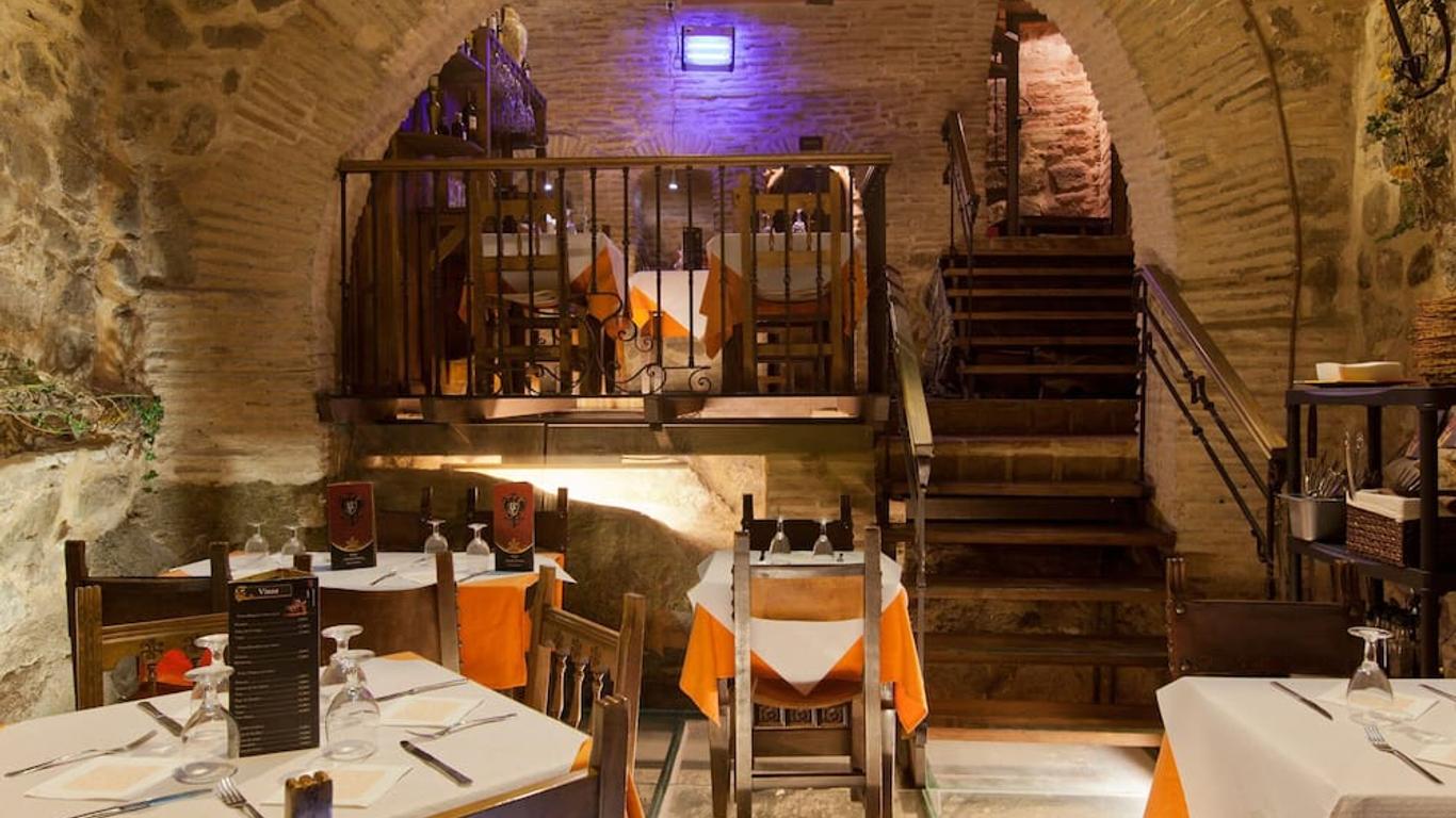 Hospederia Casa De Cisneros