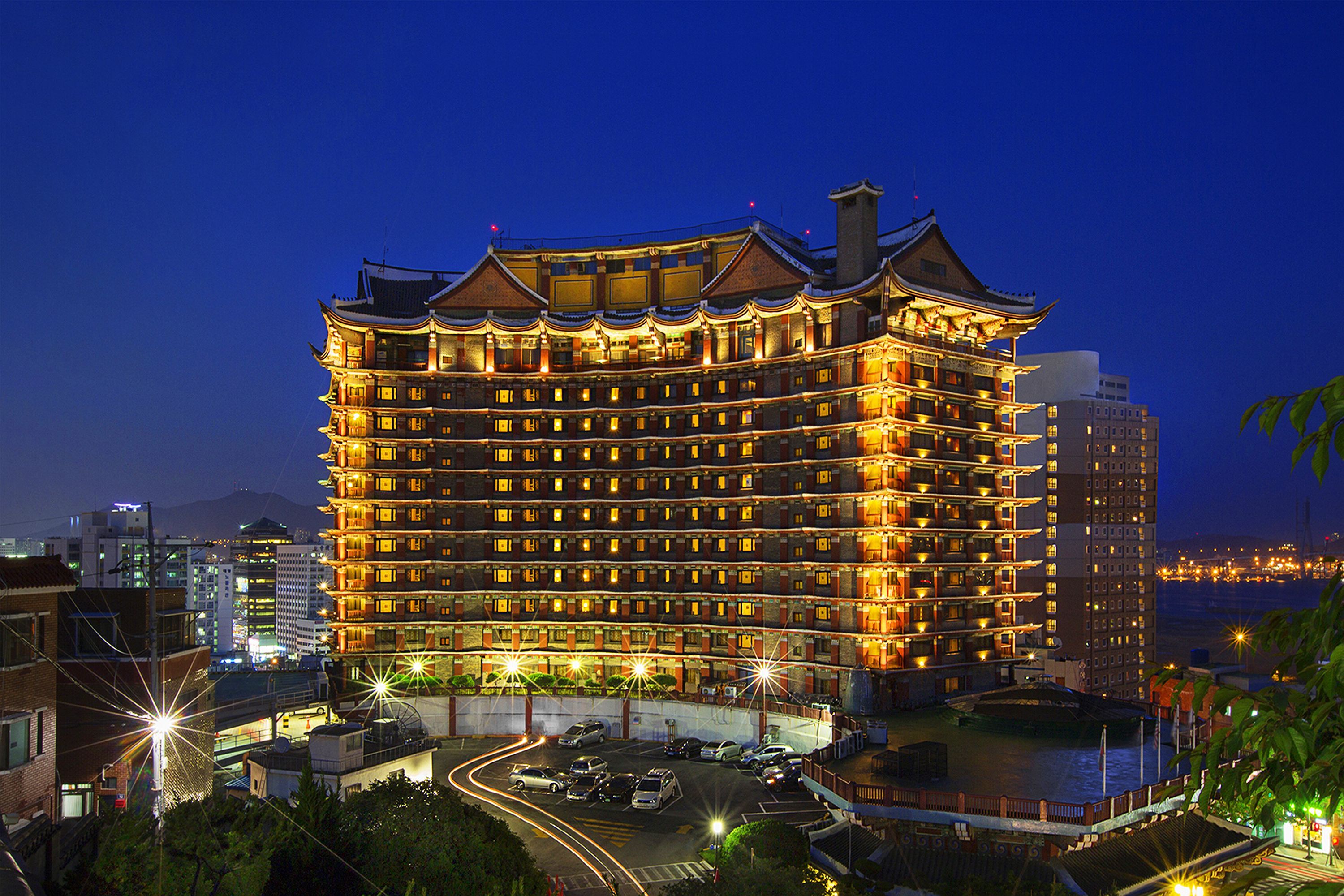 Commodore Hotel Busan - פוסן - בניין