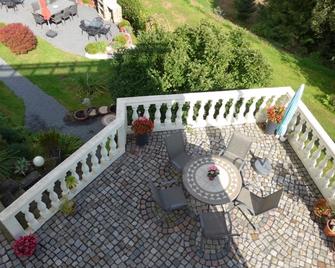 Lichtenhain Family Fun, cleaning included - Lichtenhain - Balkon