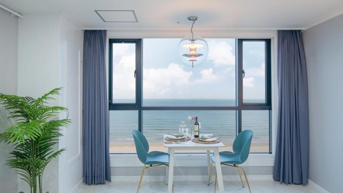 Busan Songjeong Oceanus Pension (Near Songjeong Beach)