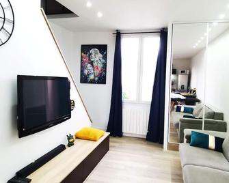 Le Douxplex - Brie-Comte-Robert - Salon