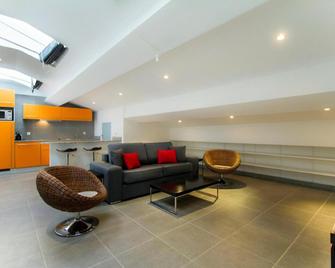 Florella Croisette Apartment - Cannes - Sala de estar