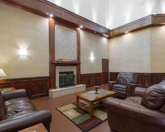 Baymont by Wyndham Colorado Springs - קולרדו ספרינגס - סלון