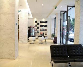City Comfort Inn Liuzhou North Railway Station Branch - Liuzhou - Lobby