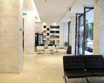 City Comfort Inn Liuzhou North Railway Station Branch - Liuzhou - Hall d’entrée