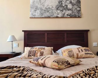 Hotel Alysa - Parthenay - Slaapkamer