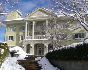 Naeba Springs Hotel - Yuzawa - Bâtiment
