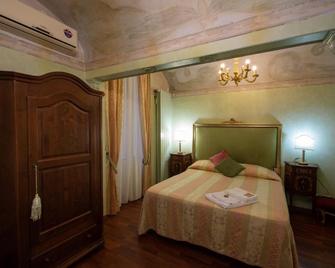 Antica Dimora Isernia - Isernia - Bedroom