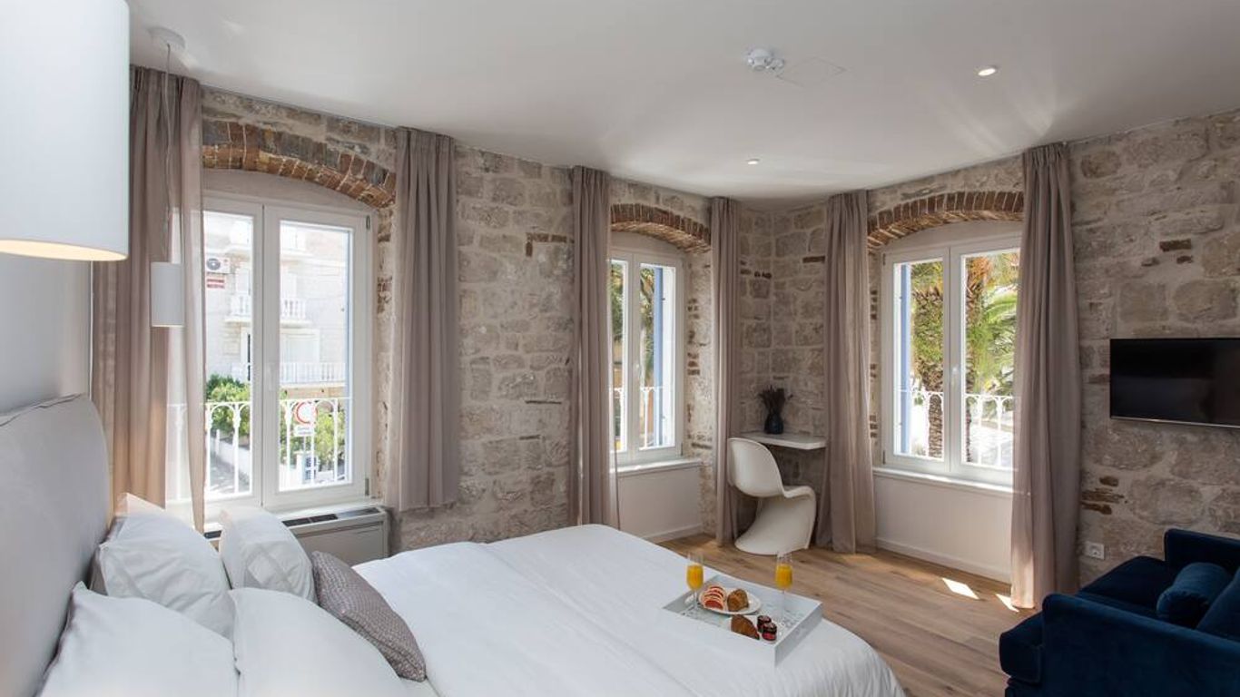 Bifora Heritage Hotel