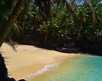 Ilhéu Castle - Ilheu das Rolas - Playa