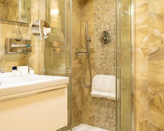 Hotels Vidi Miramare & Delfino - Jesolo - Baño