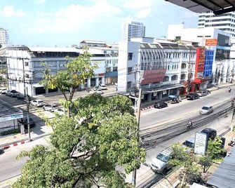 Lub Sbuy Hostel - Phuket - Vista externa