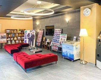 Hotel Livemax Gifu Ekimae - Gifu - Σαλόνι ξενοδοχείου