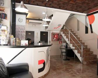 Be Ramblas Hostel - Barcelona - Recepción