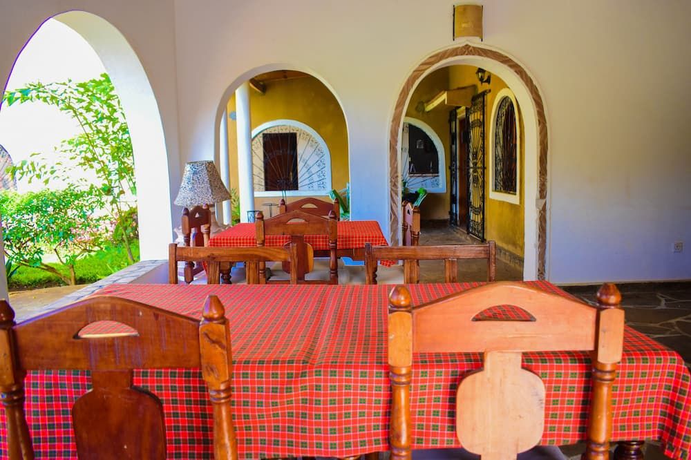 Joysvilla Family Holiday Home - Malindi - Restaurant