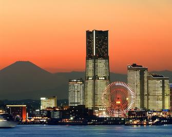 Yokohama Royal Park Hotel - Yokohama - Bygning