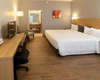 Bluu Hotel Aeropuerto Monclova-Frontera - Frontera - Bedroom