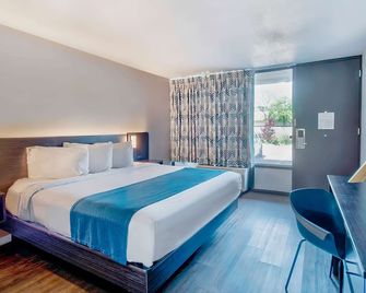 Motel 6 Louisville. Ky Airport/Fair Expo - Louisville - Makuuhuone