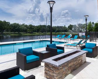 Fairfield Inn & Suites by Marriott Orlando East/UCF Area - Orlando - Pool